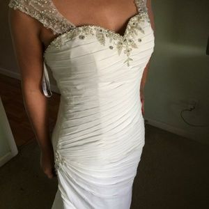 Wedding Dress size 6/7